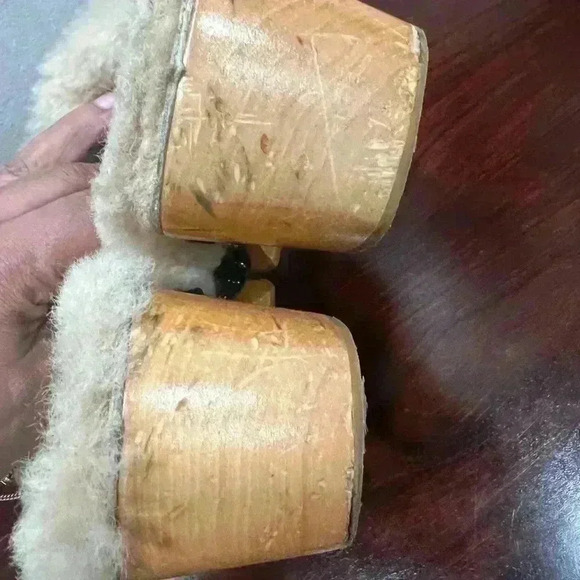 UGG Australia Kalie Black Suede Wood Mule Clog Size 5 (SN5426) TCC - Picture 6 of 8